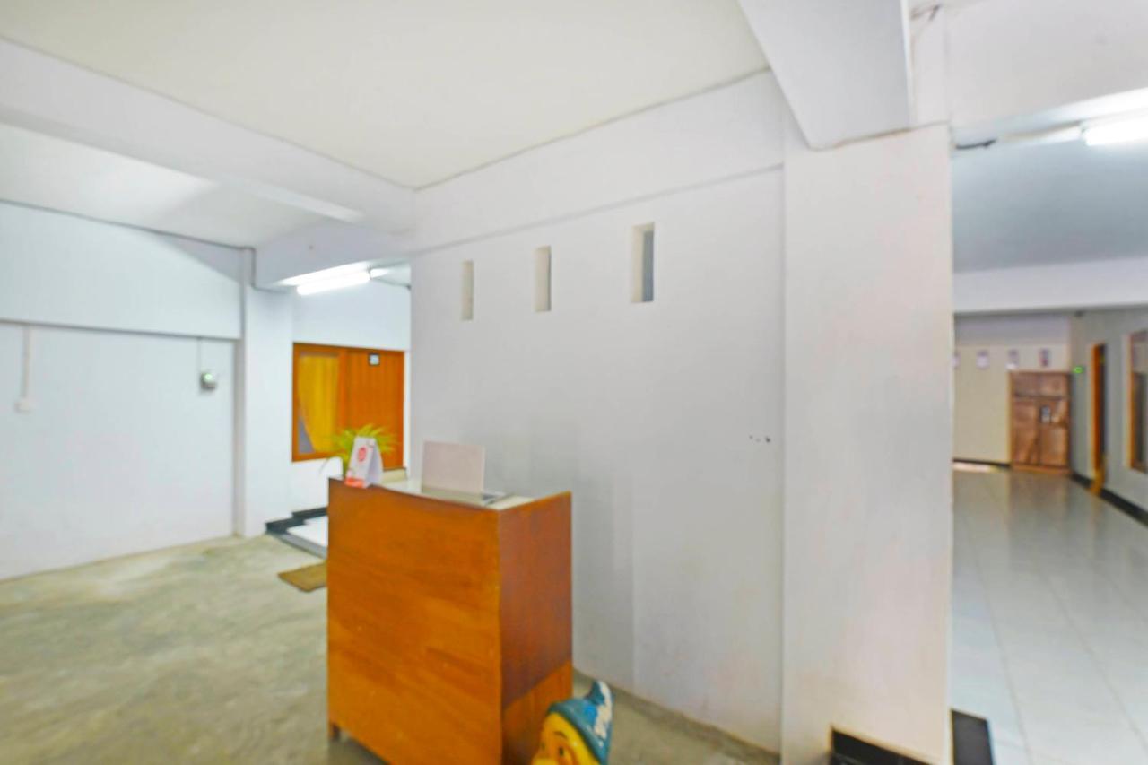 Oyo 90967 Soka Asri Guest House Darmasaba Exterior photo
