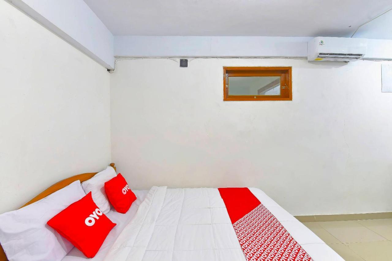 Oyo 90967 Soka Asri Guest House Darmasaba Exterior photo